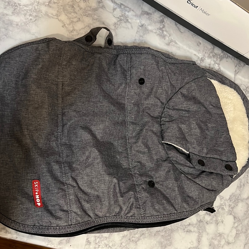 Skip*Hop Car Seat Cover